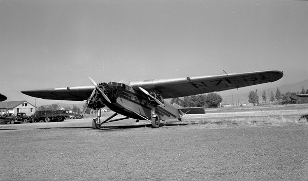 Johnson Flying Service Ford 4-AT-B Tri-motor N7861