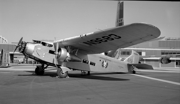 American Airlines Ford 5-AT-B Tri-motor N9683