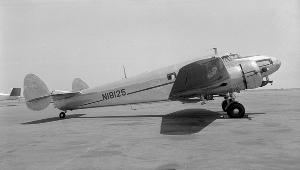 Lockheed L-12A Electra N18125
