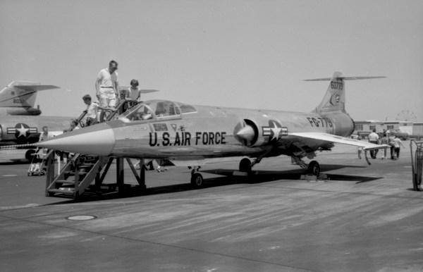  Lockheed F-104A-15-LO Starfighter 56-779