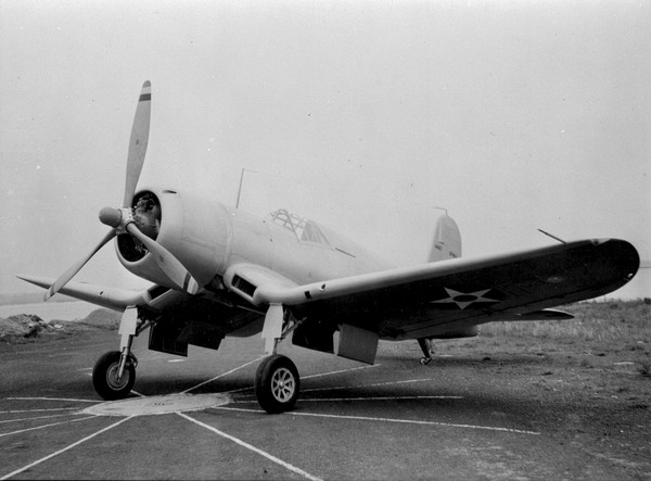  Vought XF4U-1 Corsair 