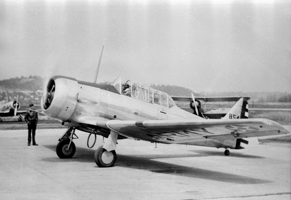  North American BC-1A  39-854