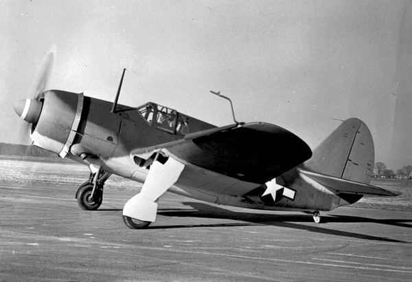  Curtiss SB2C-5  Helldiver 