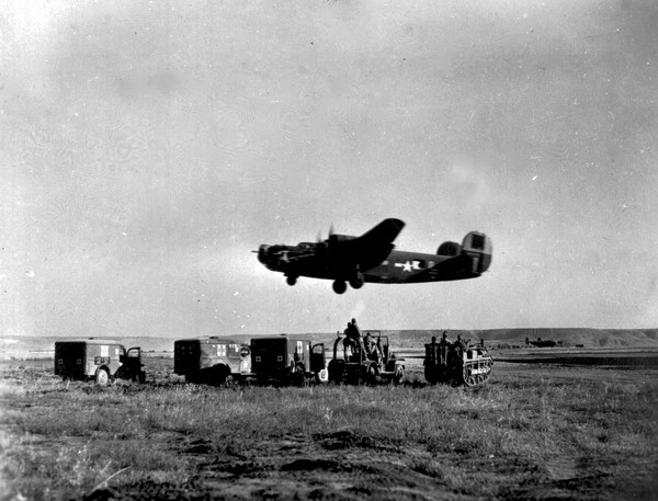  Consolidated B-24 Liberator 