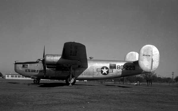  Consolidated B-24M-20 Liberator 45-1228
