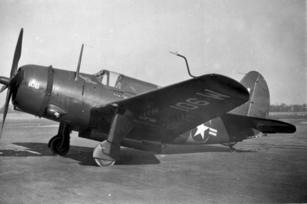 Curtiss SB2C Helldiver 