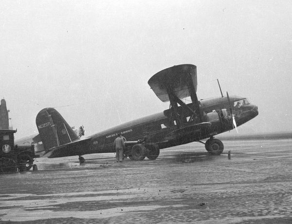  Curtiss T-32  Condor NC12373