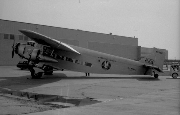 American Airlines Ford 5-AT-B Tri-motor N9683