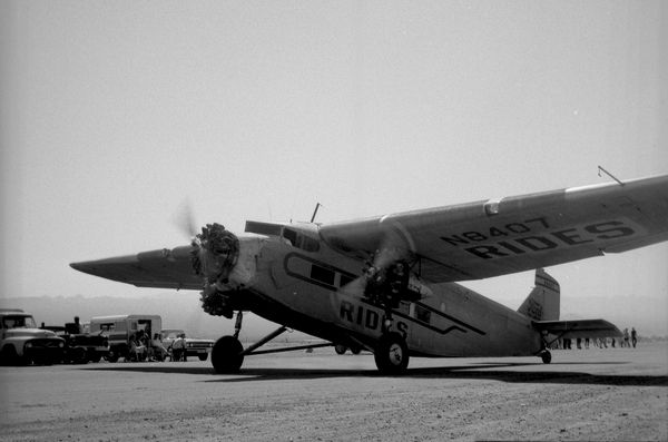  Ford 4-AT Tri-motor N8407