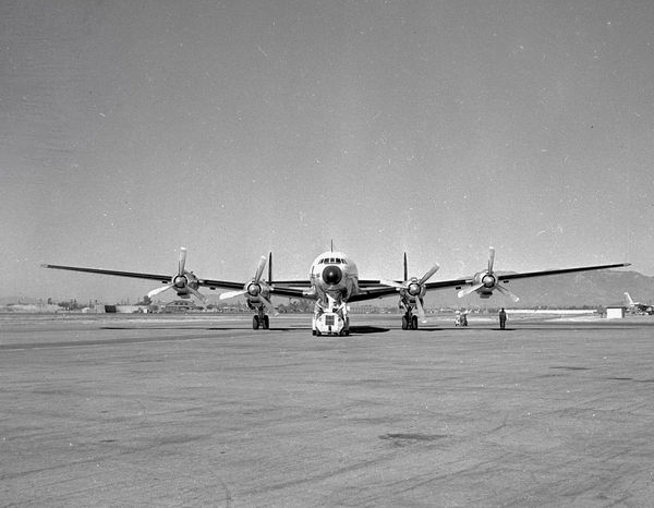 TWA Lockheed L-1649A  N7301C