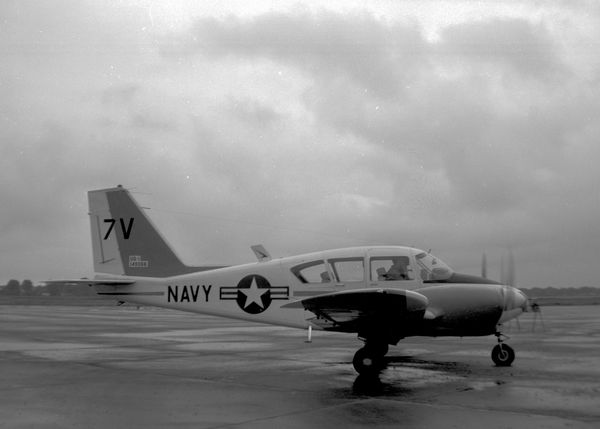  Piper U-UA(UO-1) Aztec 7V149066