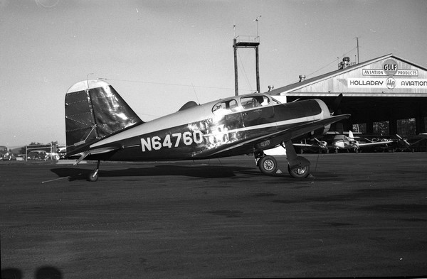  Harlow PJC-2  N64760
