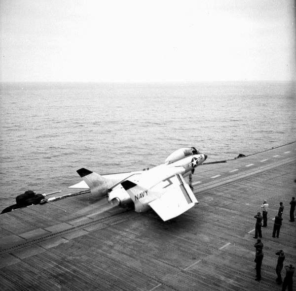  Vought F7U-3 Cutlass 