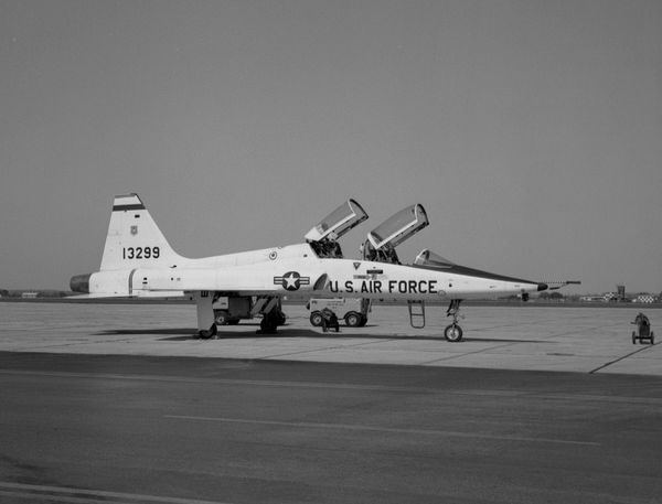  Northrop T-38A-55-NO Talon 64-13299