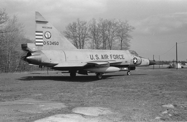  Convair F-102A-50 Delta Dagger 53450