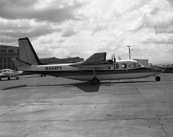  Aero Commander Commander 680  N444PV