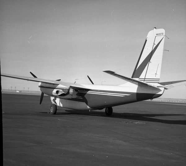  Aero Commander Commander 680  N6207D