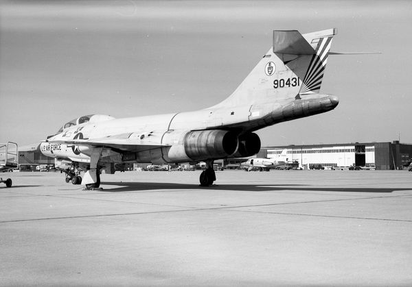  McDonnell F-101B-115 Voodoo 90431