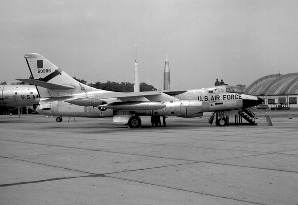  Douglas RB-66C Destroyer 55-386