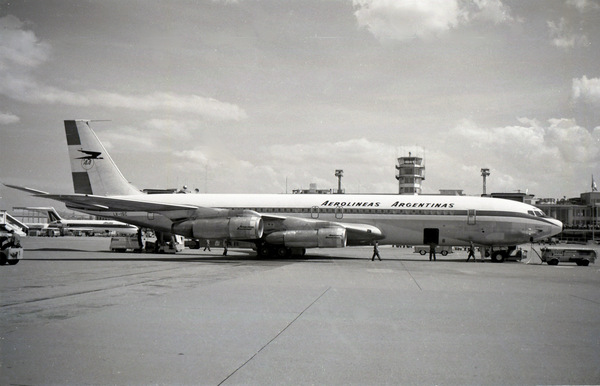 Aerolineas Argentinas Boeing 707  LV-ISC
