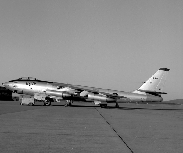  Boeing RB-47E Stratojet 24100