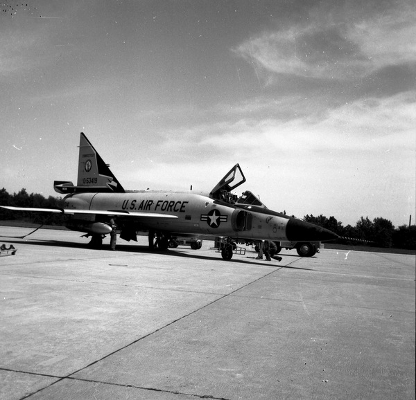  Convair F-102A Delta Dagger 55-3419