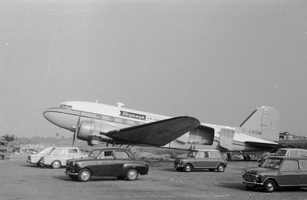 Skyways Douglas DC-3/C-47B  G-AMSM