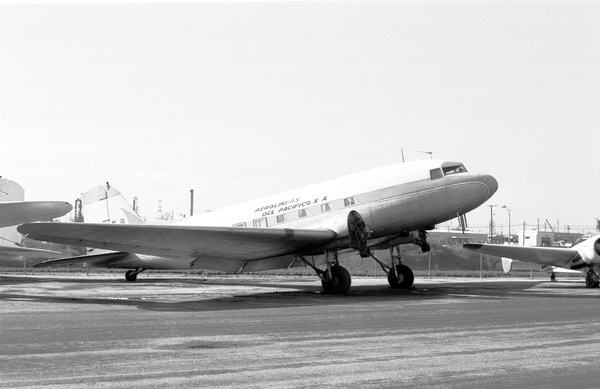 Aerolineas DelPacifico Douglas DC-3  XA-POK