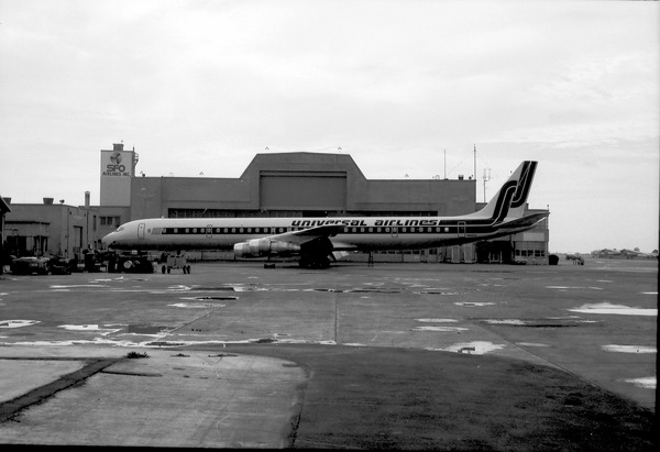 Universal A/L Douglas DC-8-61F  N801U