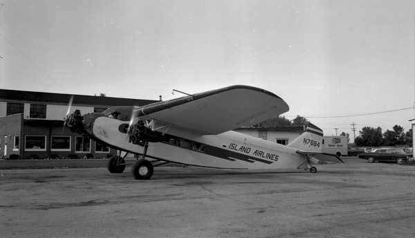 Island AL Ford 4-AT-B Tri-motor N7684