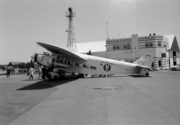 American Airlines Ford 5-AT-B Tri-motor N9683