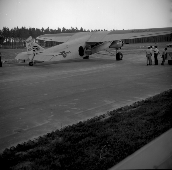 PAA Ford 5-AT Tri-motor N9637
