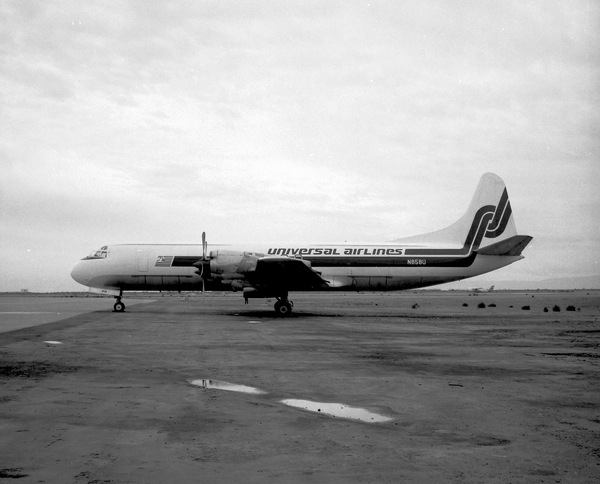 Universal A/L Lockheed L-188CF Electra N858U