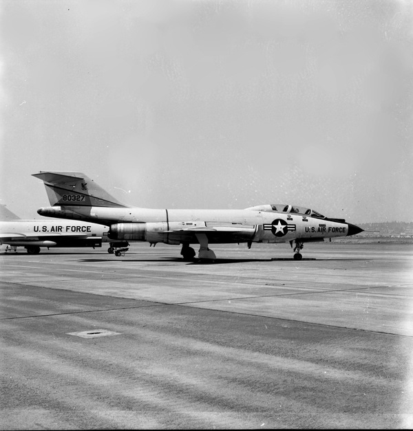  McDonnell F-101B Voodoo 80327