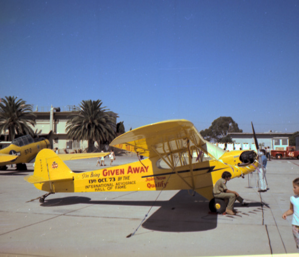 Piper J-3 Cub NC98143