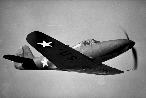  Bell P-39D Airacobra 