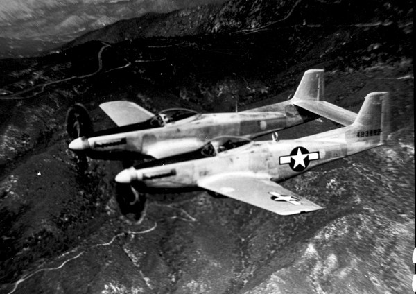  North American XP-82 Twin Mustang 44-43887