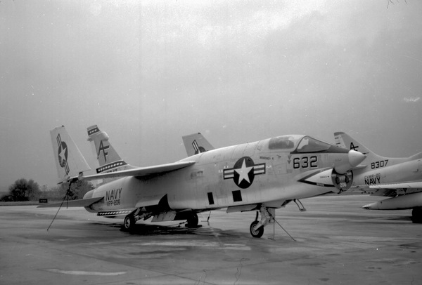  Vought F-8L Crusader 145466