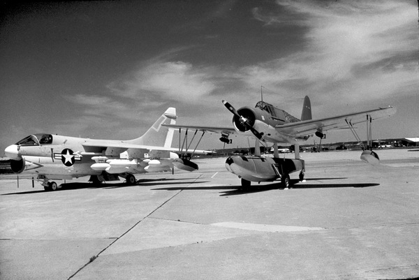  Vought OS2U Kingfisher 