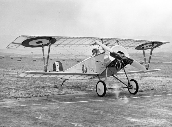  Nieuport 11  