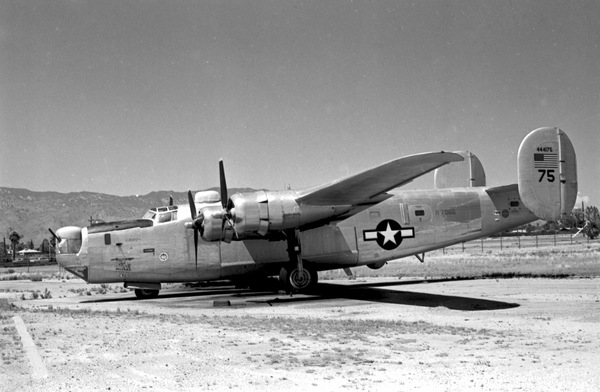  Consolidated B-24J-90-CF Liberator 44-44175