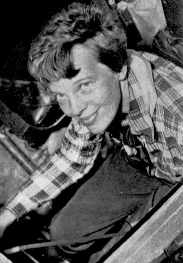  Personalities Amelia Earhart  