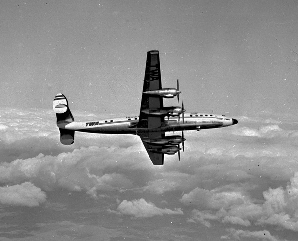 TWA Lockheed L-1649 Starliner N7301C