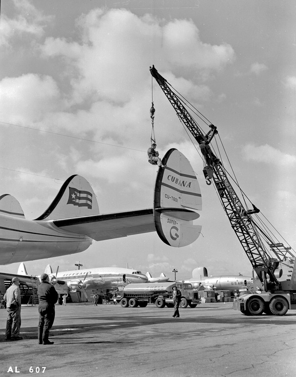 Cubana Lockheed L-1049 Super Constellation CU-T601