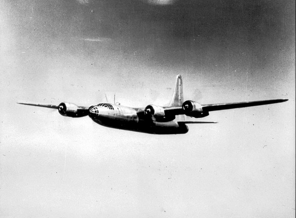  Consolidated B-32 Dominator 