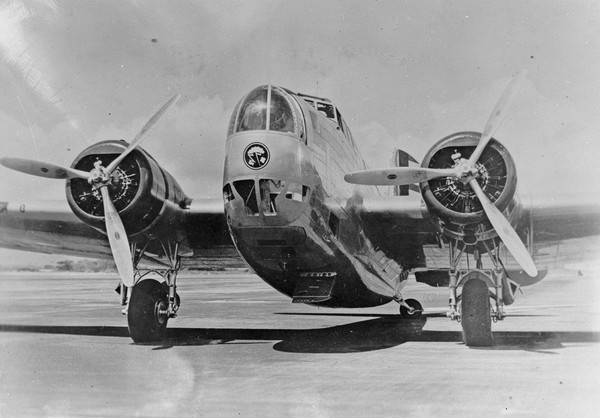  Douglas B-18  Bolo 