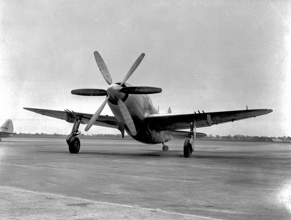  Republic XP-47J  Thunderbolt 