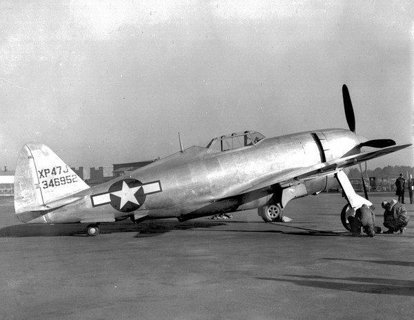  Republic XP-47J  Thunderbolt 346852