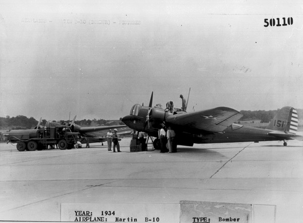  Martin B-10  