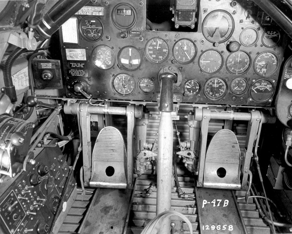  Republic P-47B Thunderbolt 